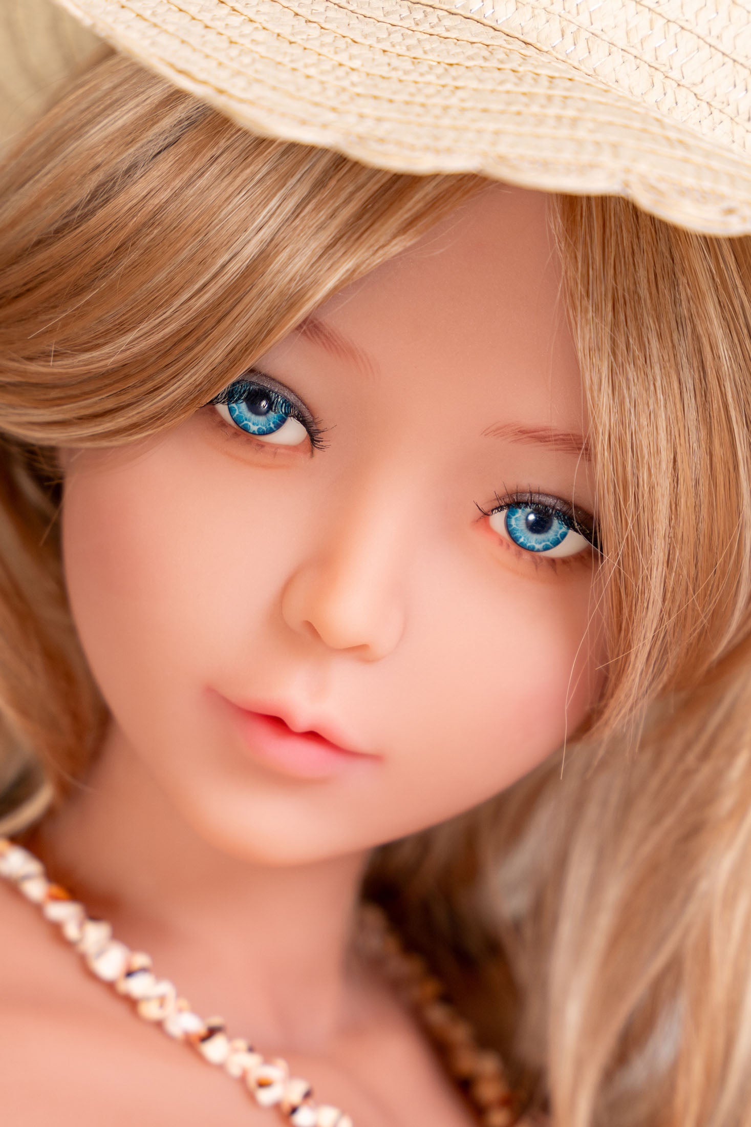 Akira – Piper S-TPE 150 cm | Tan Skin (C Cup)