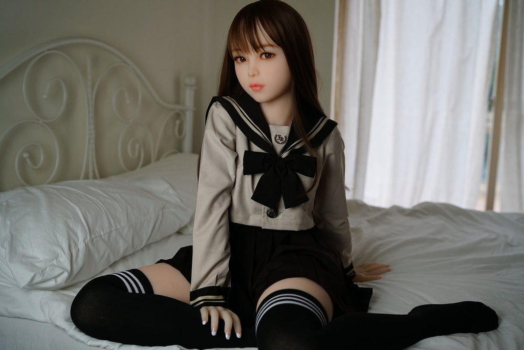 Akira – Piper S-TPE 150 cm | Natural Skin (C Cup)